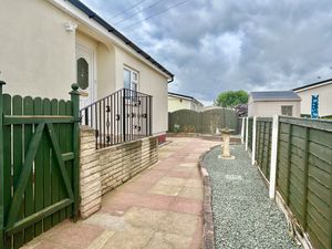 Side Garden- click for photo gallery